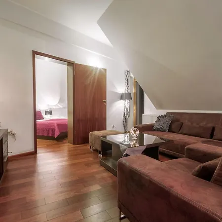 Apartserwis - Gorace Zrodla Lodowa Kopa 1