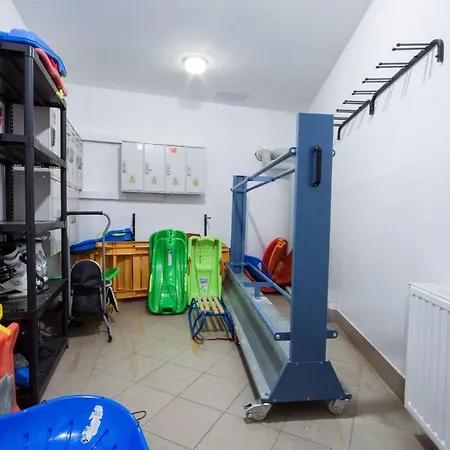 Apartserwis - Gorace Zrodla Lodowa Kopa 1